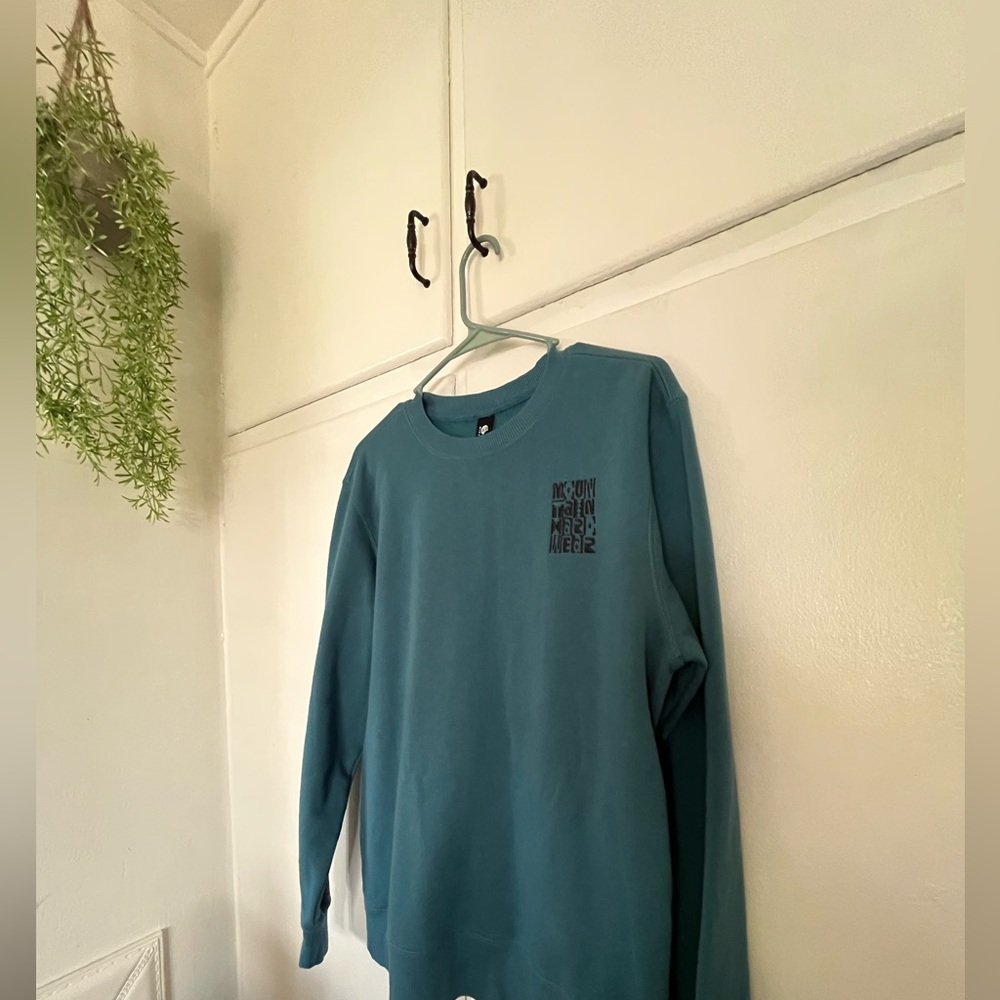 Mountain Hardwear Teal Crewneck